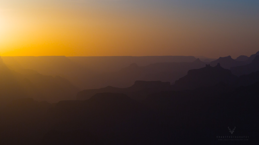 All the gorgeous colors from the grand canyon in the evening