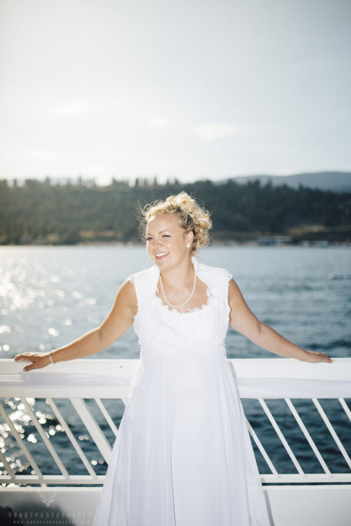 Kelowna Yacht Wedding