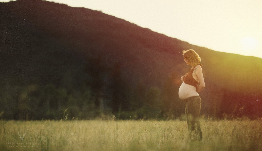 Maternity Photographer Vernon